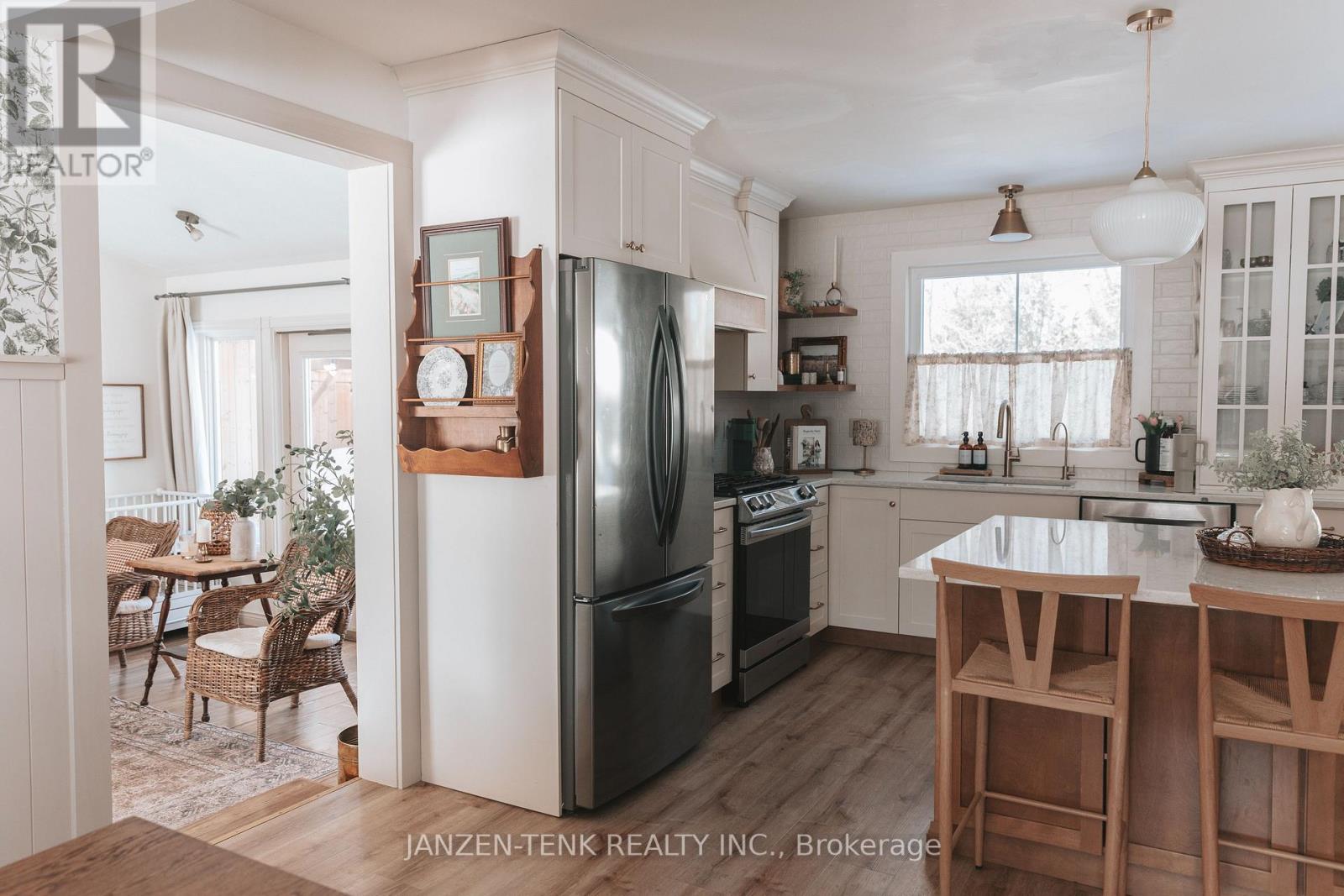 18 Carman Street, Norwich, Ontario  N0J 1P0 - Photo 10 - X12770450