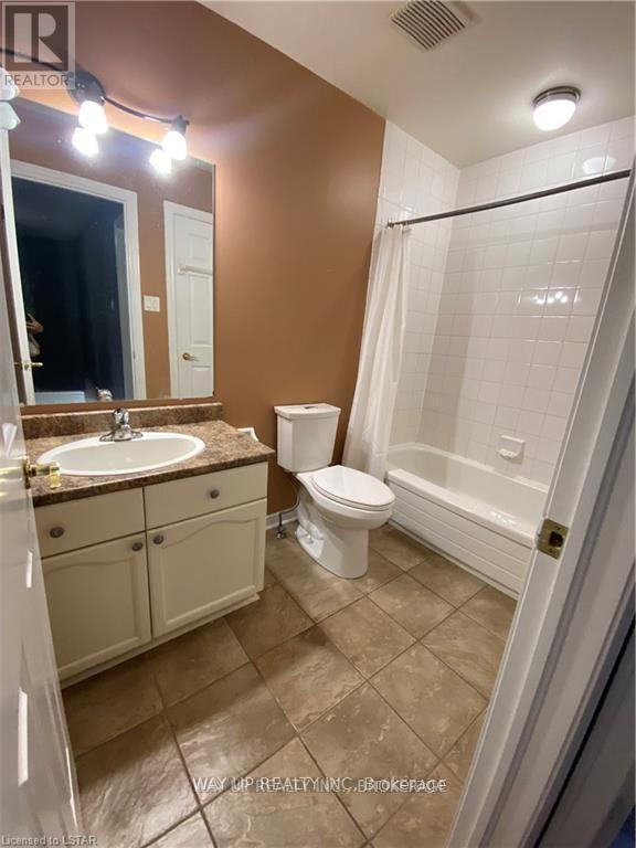 95 - 1500 Richmond Street, London North (North B), Ontario  N6G 4T9 - Photo 7 - X12770470