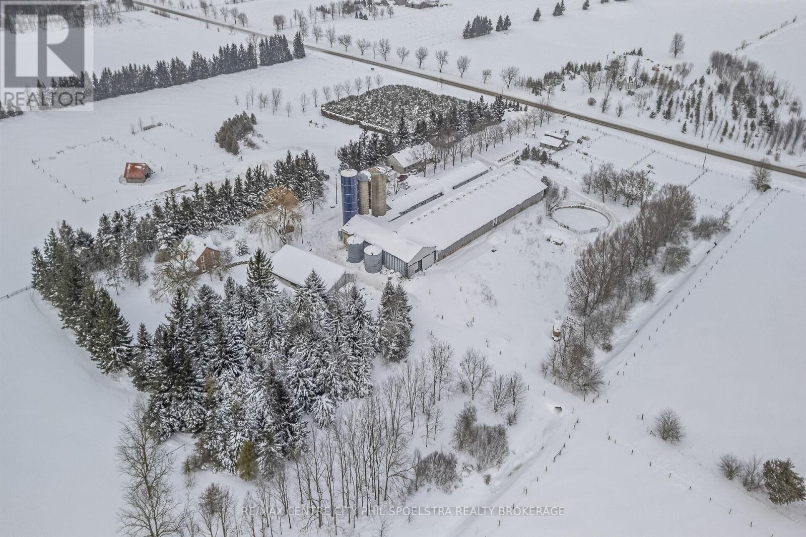 8548 WELLINGTON ROAD, Mapleton, Ontario