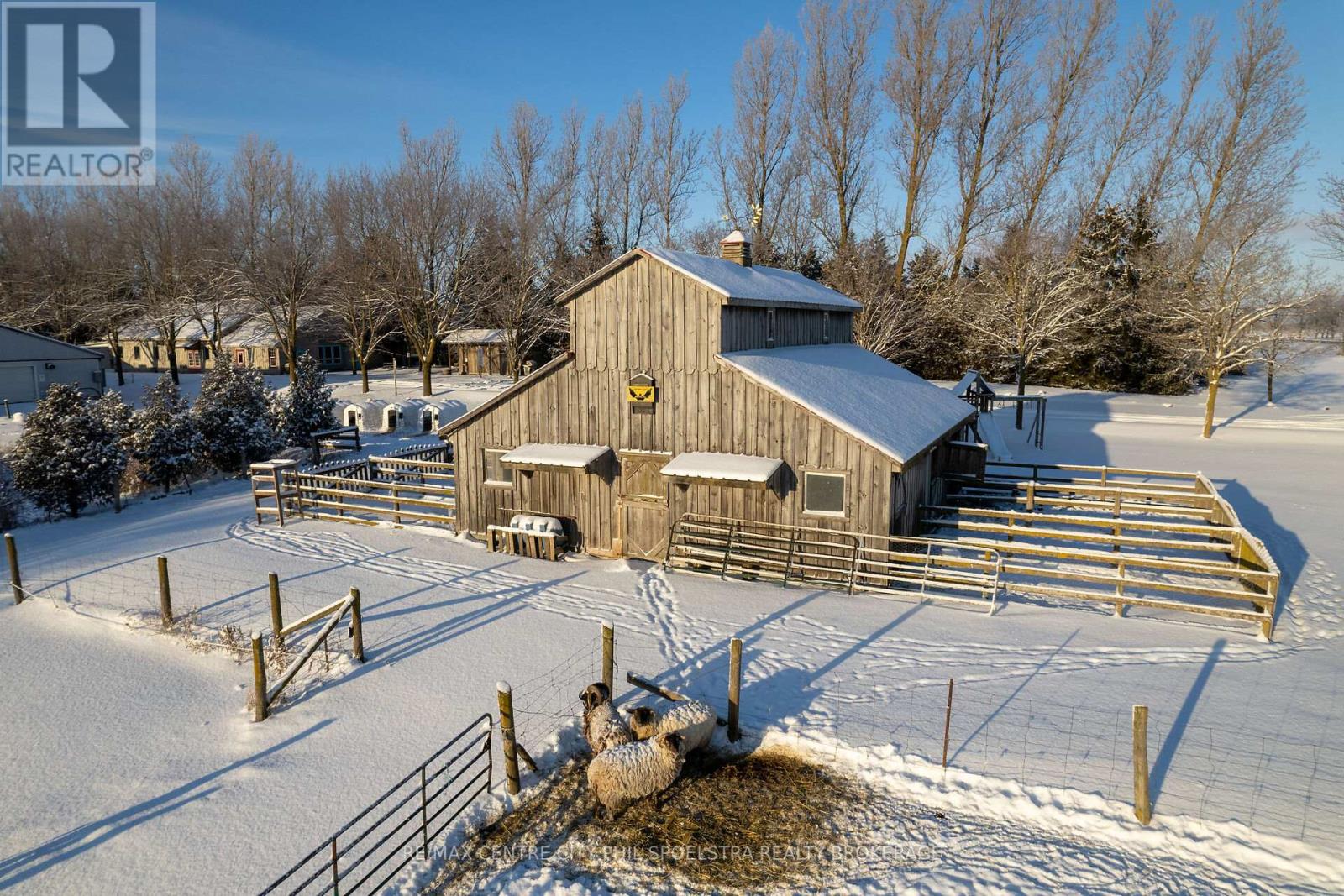 8548 Wellington Road, Mapleton, Ontario  N0G 2K0 - Photo 22 - X12770474
