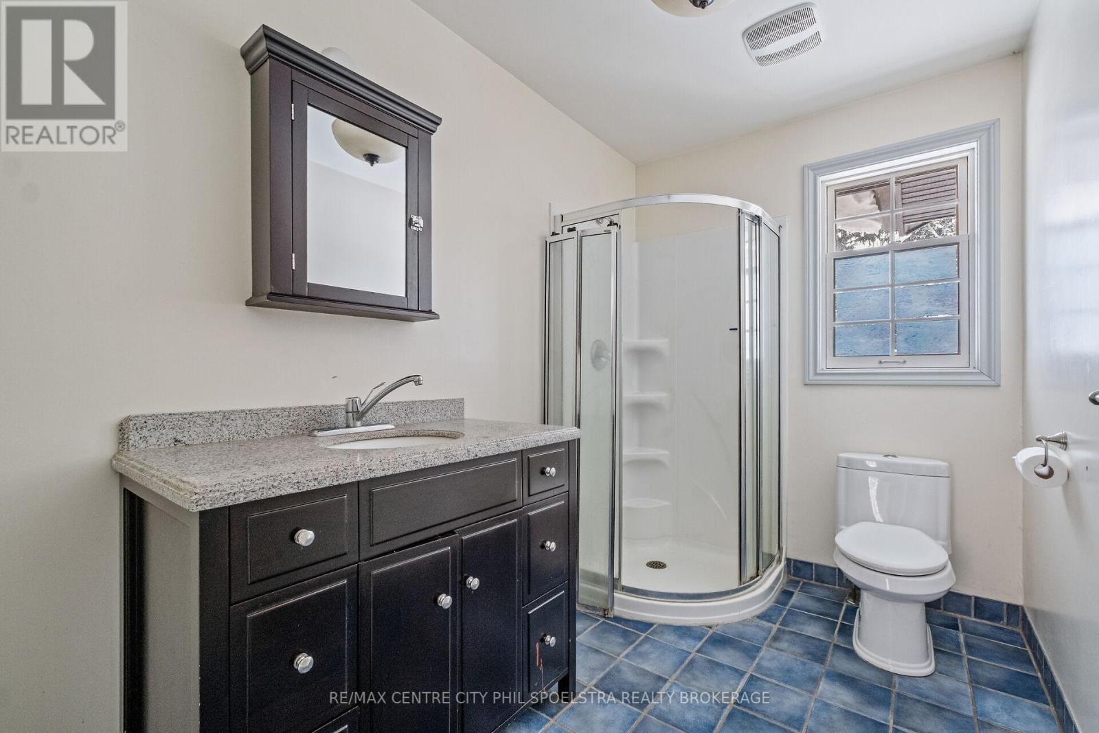 8548 Wellington Road, Mapleton, Ontario  N0G 2K0 - Photo 30 - X12770474