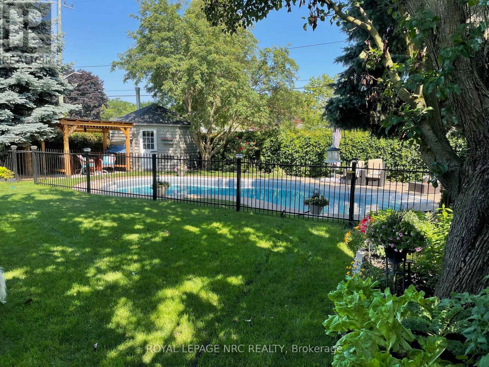 24 Dalemere Crescent, St. Catharines, Ontario  L2N 7K5 - Photo 6 - X12770476