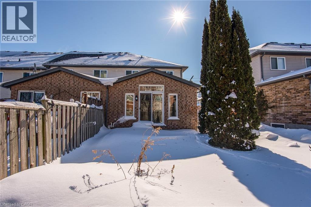 293 Activa Avenue, Kitchener, Ontario  N2E 3V2 - Photo 7 - 40803779