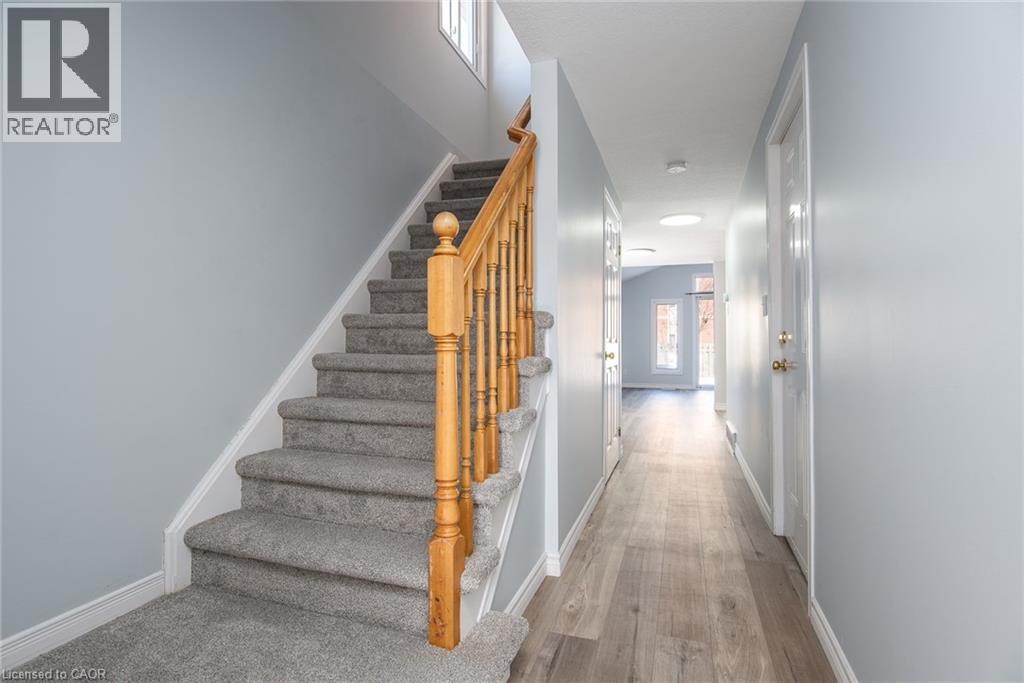 293 Activa Avenue, Kitchener, Ontario  N2E 3V2 - Photo 12 - 40803779