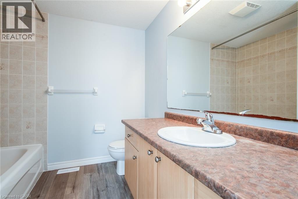 293 Activa Avenue, Kitchener, Ontario  N2E 3V2 - Photo 36 - 40803779