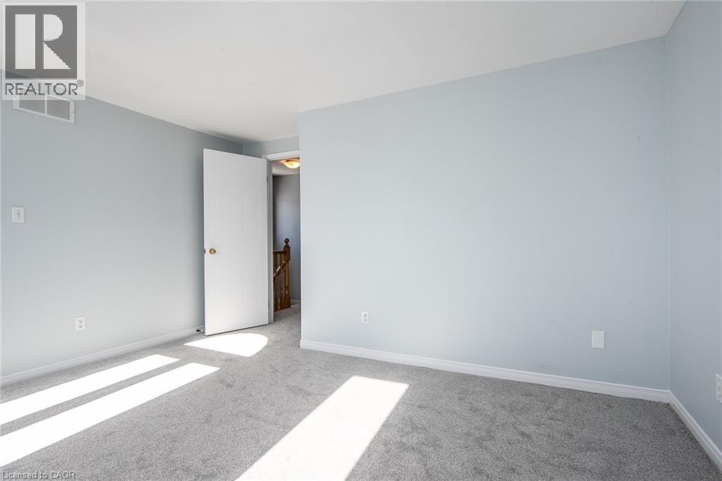 293 Activa Avenue, Kitchener, Ontario  N2E 3V2 - Photo 33 - 40803779