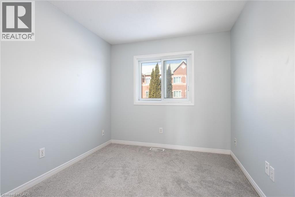 293 Activa Avenue, Kitchener, Ontario  N2E 3V2 - Photo 37 - 40803779