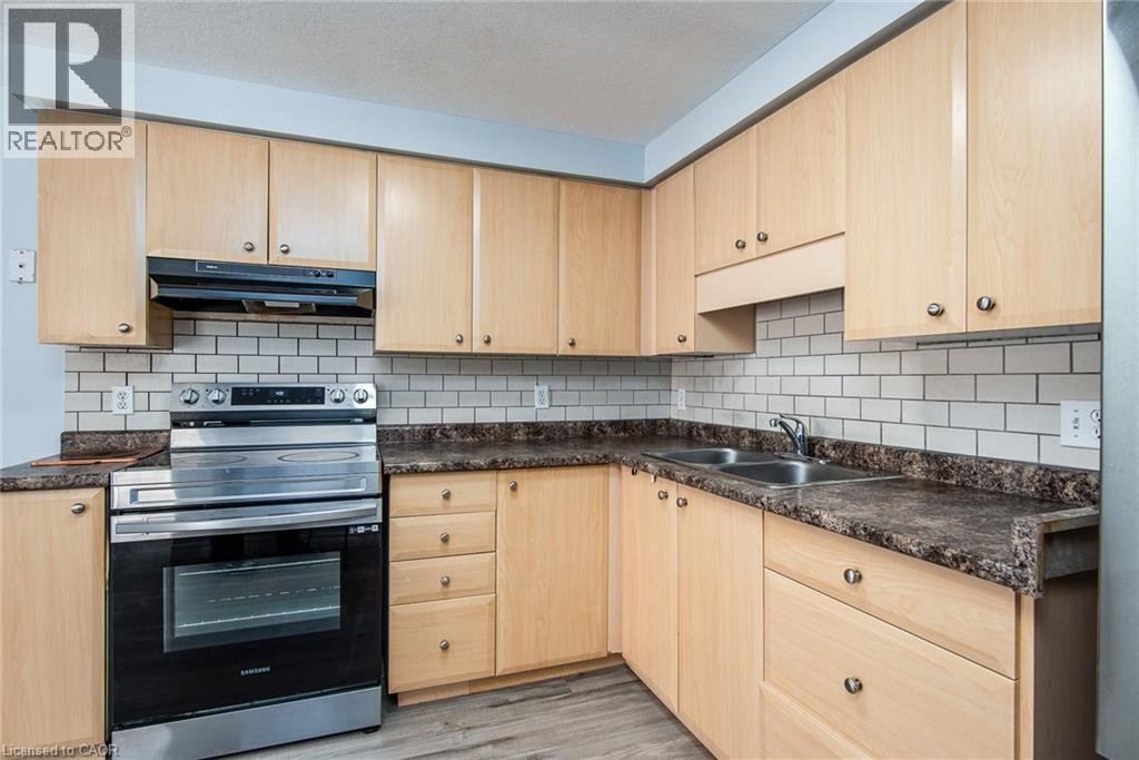 293 Activa Avenue, Kitchener, Ontario  N2E 3V2 - Photo 26 - 40803779