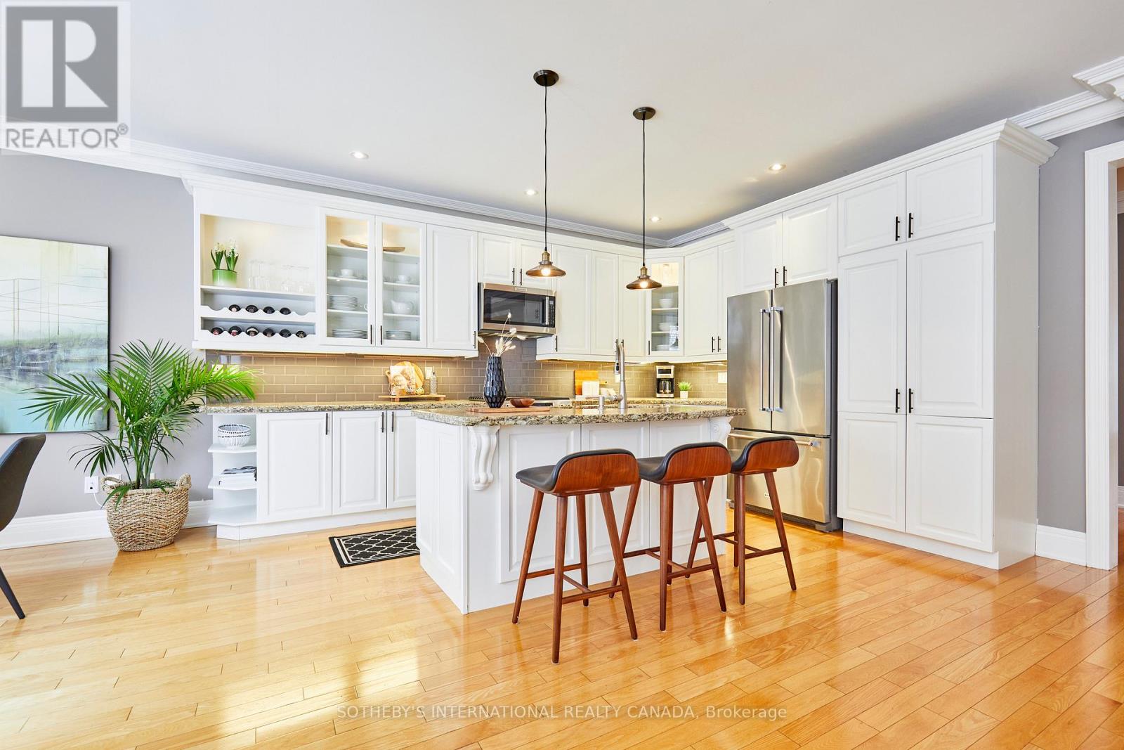 64a Eastville Avenue, Toronto (Cliffcrest), Ontario  M1M 2N9 - Photo 9 - E12770430