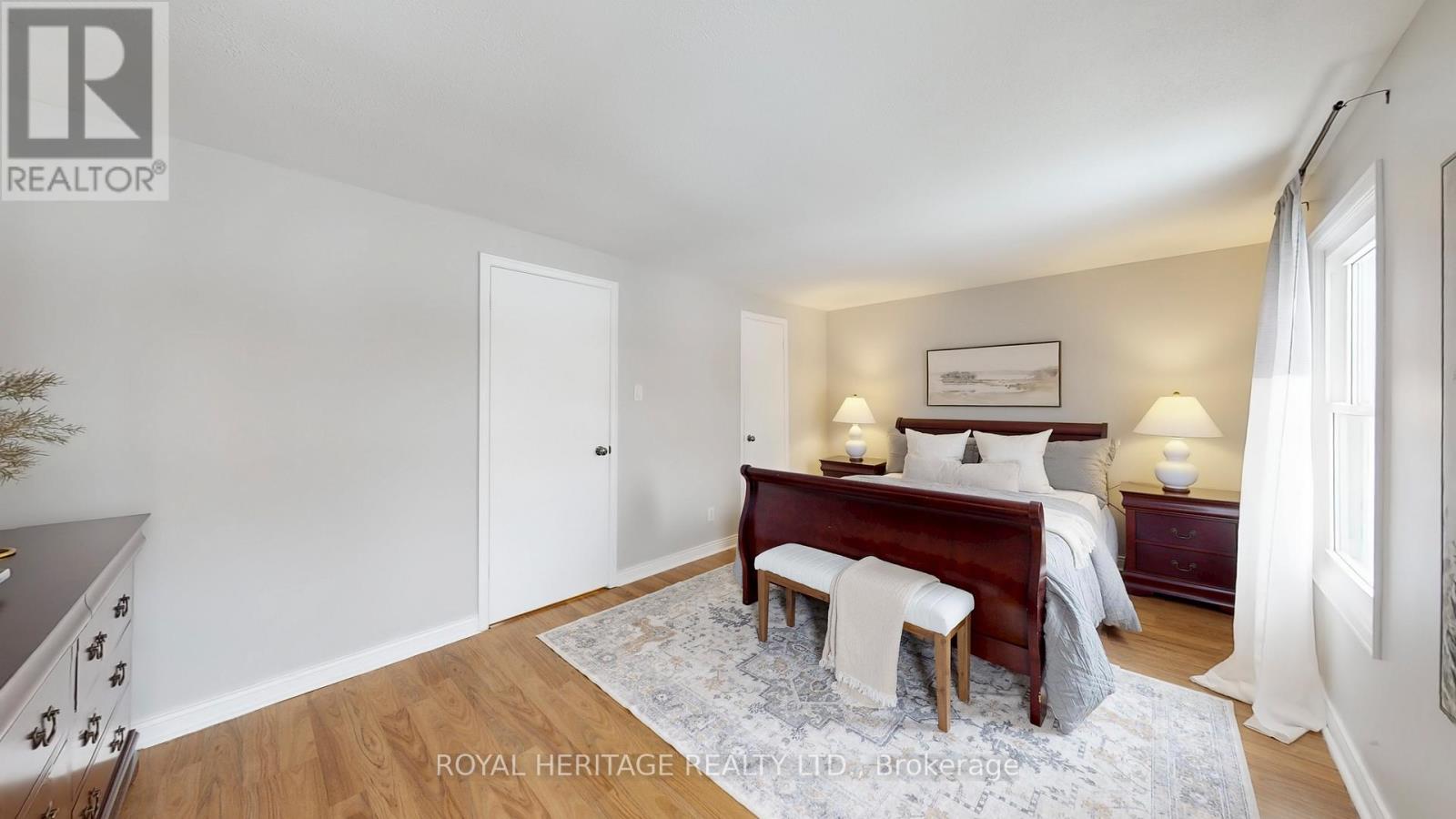 8 Burden Crescent, Ajax (South West), Ontario  L1T 3T8 - Photo 18 - E12770442