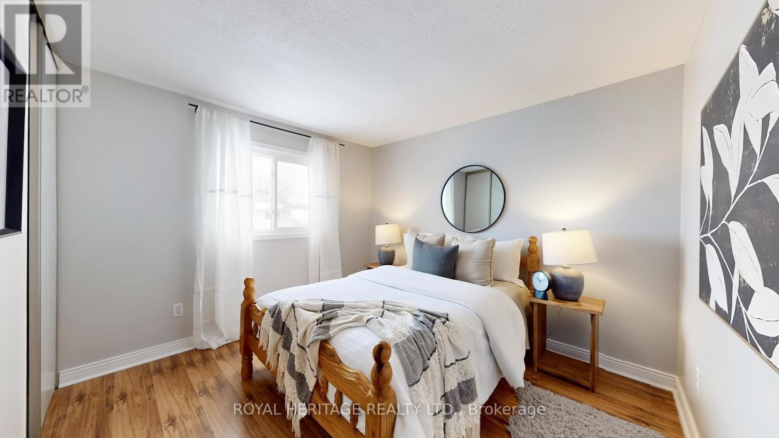 8 Burden Crescent, Ajax (South West), Ontario  L1T 3T8 - Photo 24 - E12770442