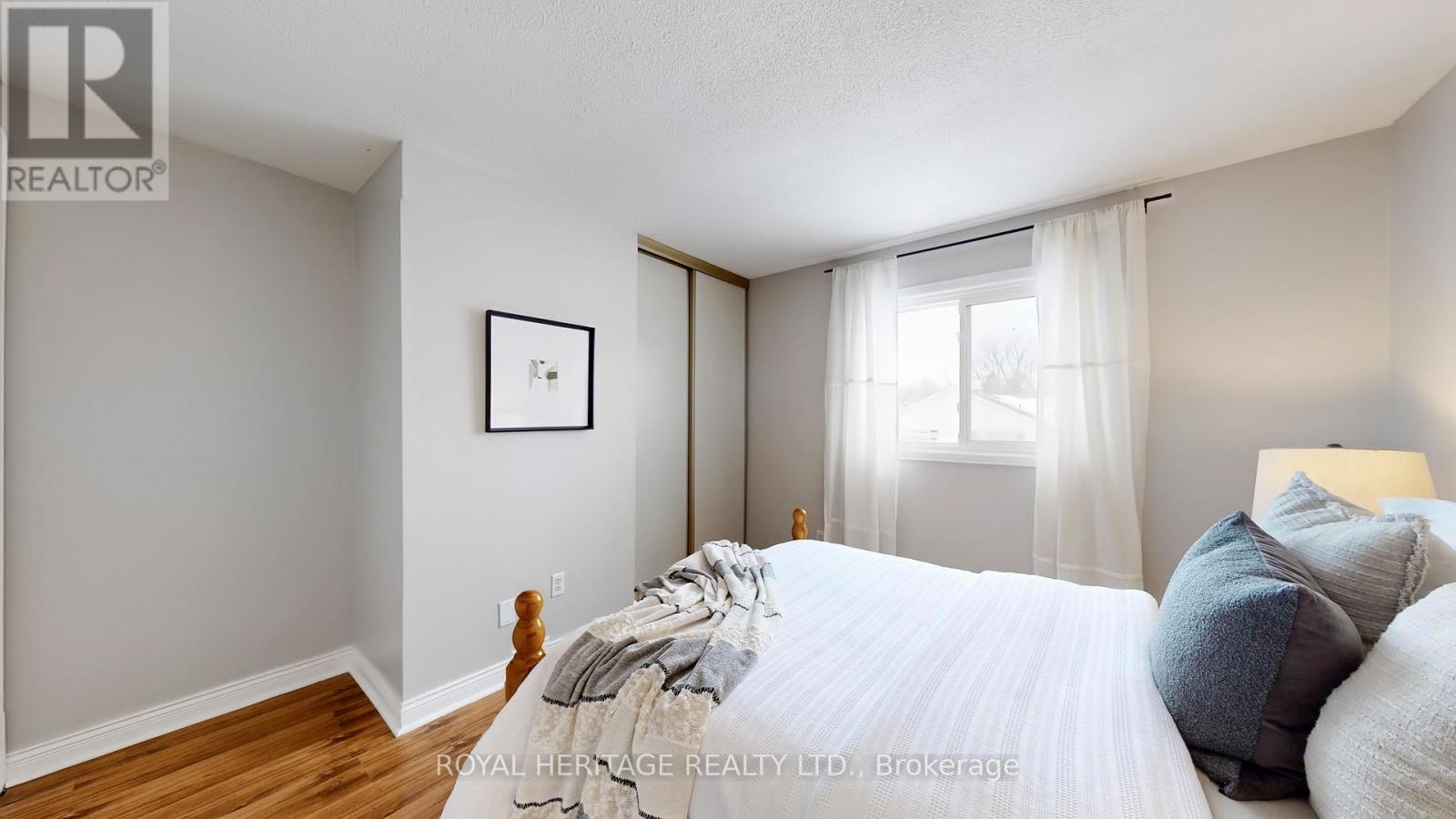 8 Burden Crescent, Ajax (South West), Ontario  L1T 3T8 - Photo 25 - E12770442