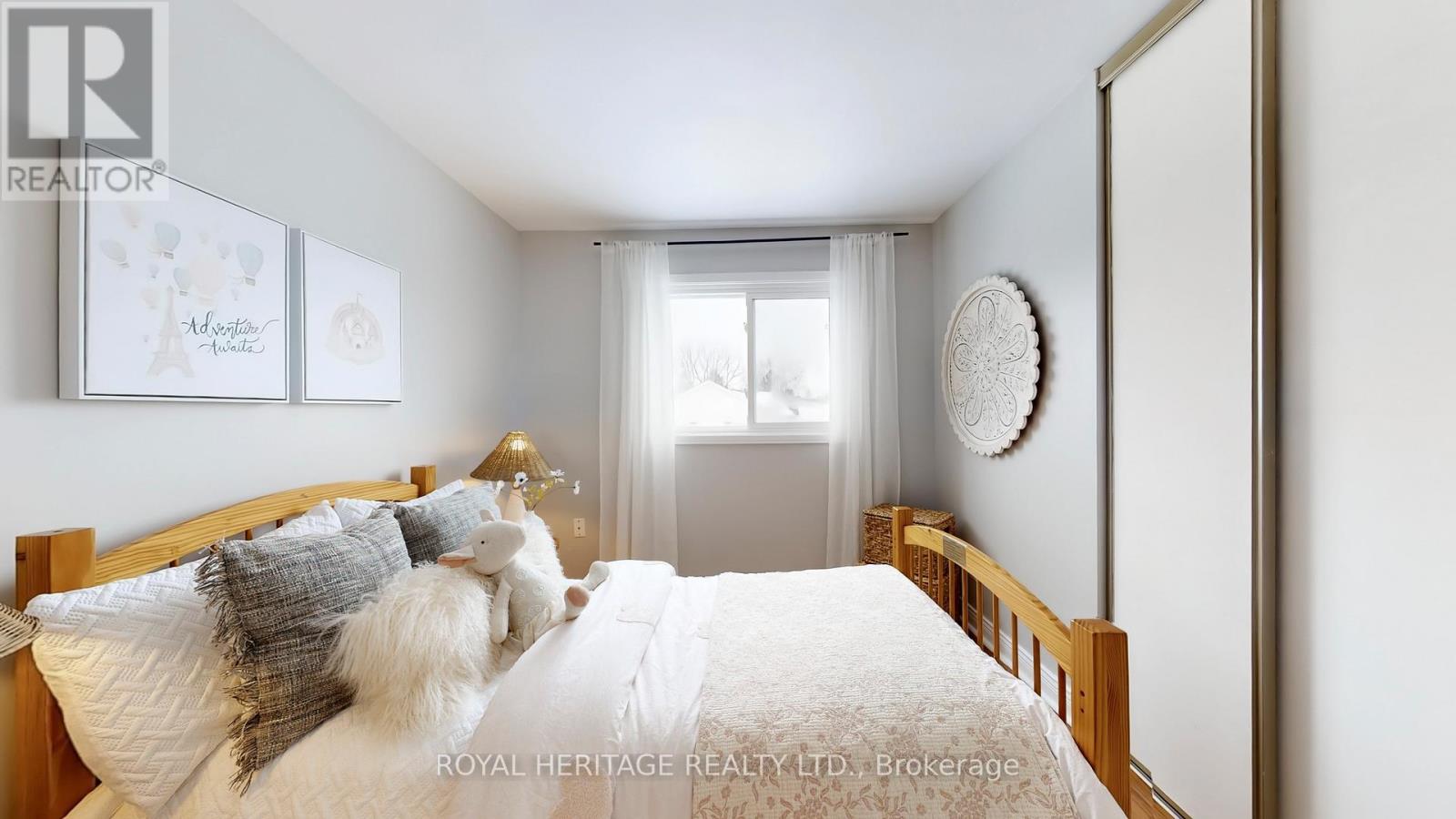 8 Burden Crescent, Ajax (South West), Ontario  L1T 3T8 - Photo 29 - E12770442