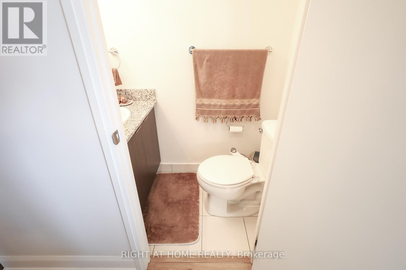 3105 - 2910 Highway 7 Avenue, Vaughan, Ontario  L4K 0H8 - Photo 18 - N12770440