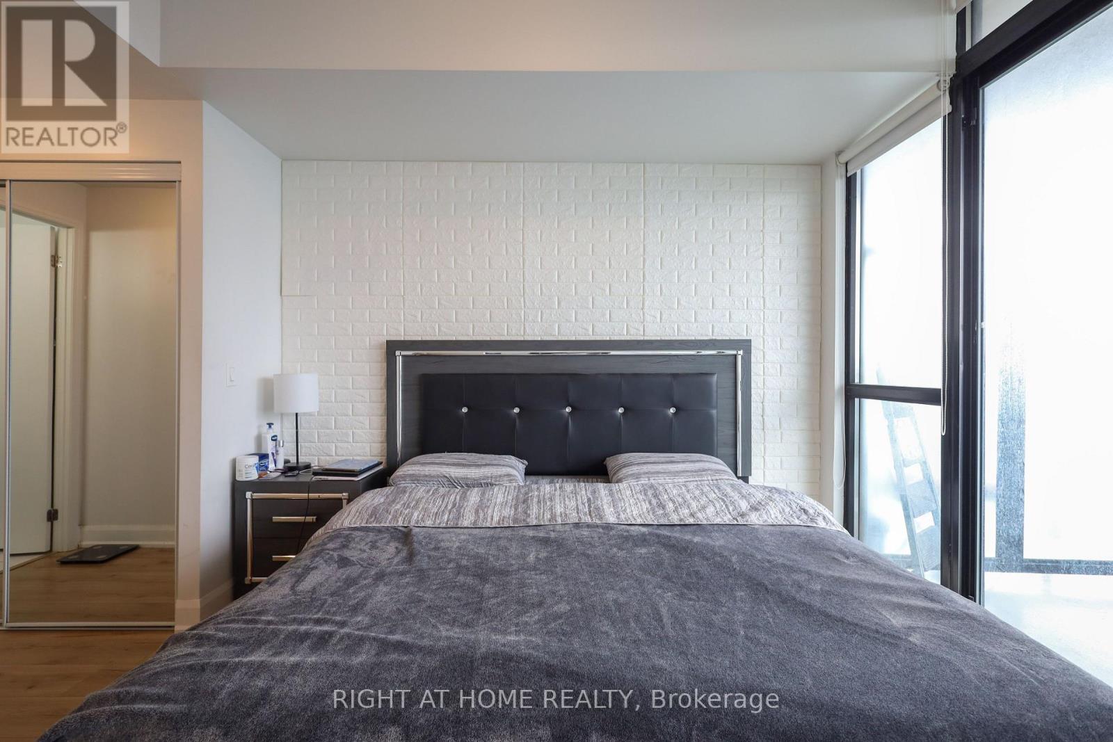 3105 - 2910 Highway 7 Avenue, Vaughan, Ontario  L4K 0H8 - Photo 21 - N12770440