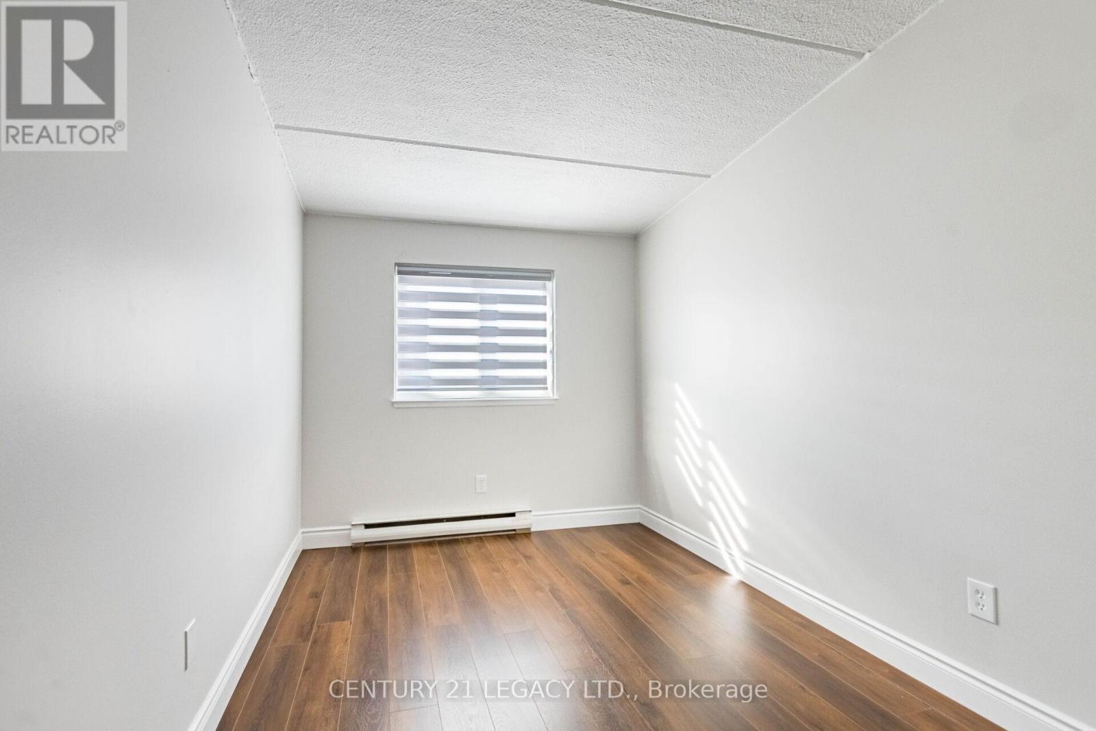 90 - 180 Mississauga Valley Boulevard, Mississauga (Mississauga Valleys), Ontario  L5A 3M2 - Photo 22 - W12770438