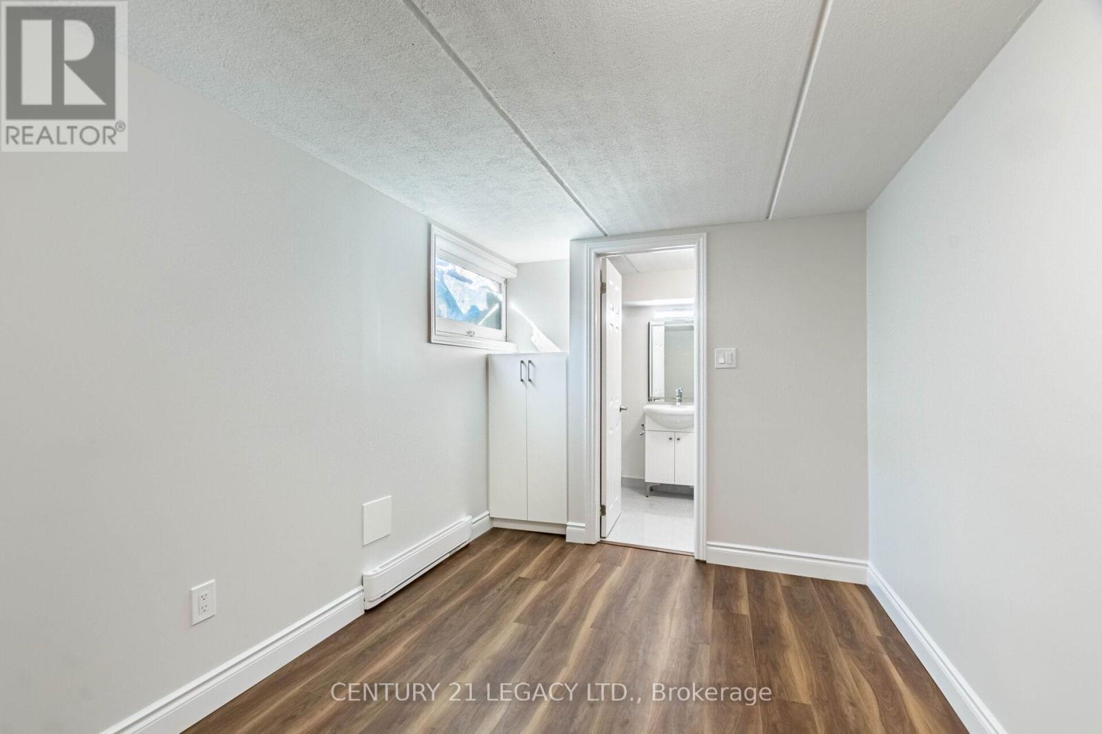 90 - 180 Mississauga Valley Boulevard, Mississauga (Mississauga Valleys), Ontario  L5A 3M2 - Photo 33 - W12770438