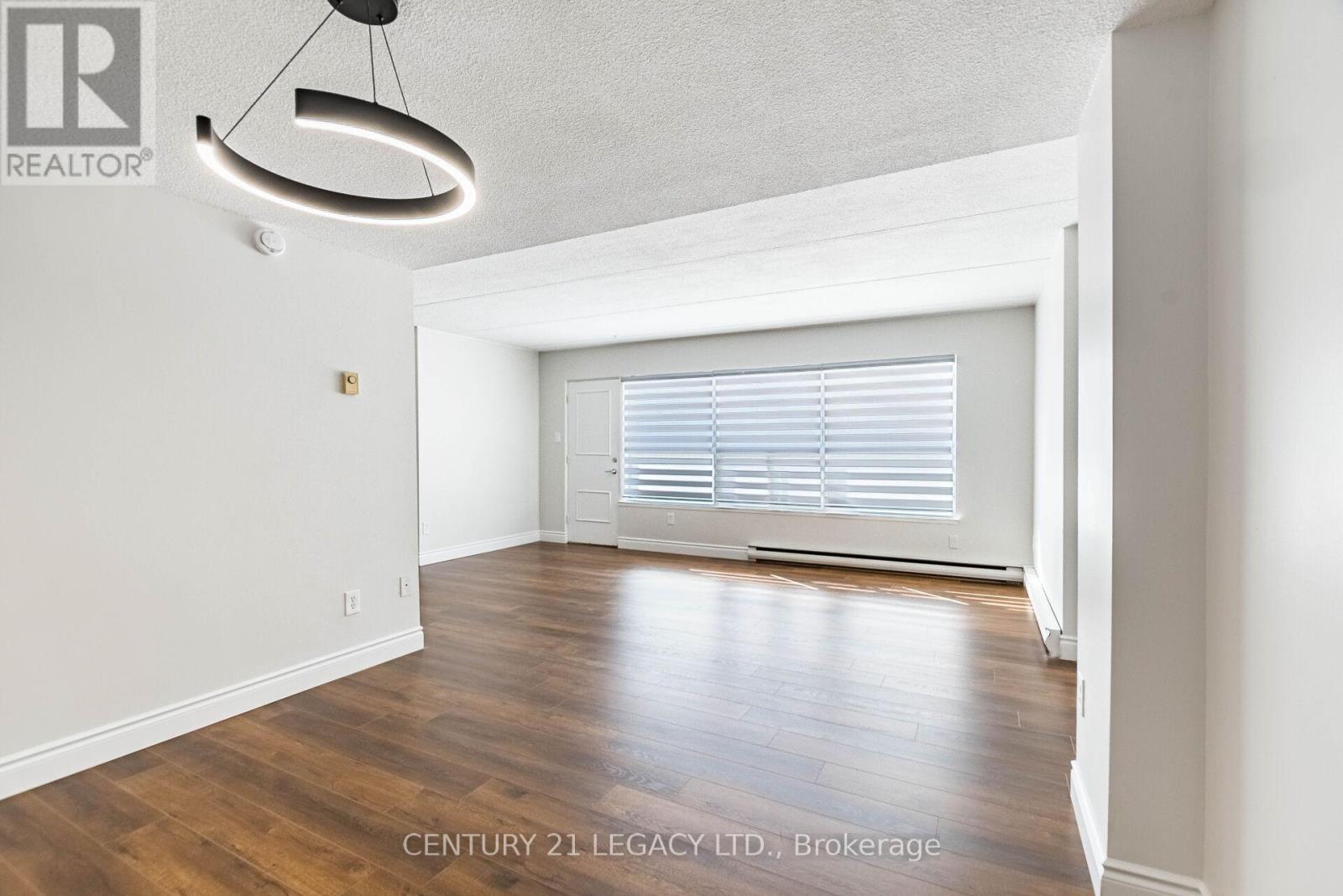 90 - 180 Mississauga Valley Boulevard, Mississauga (Mississauga Valleys), Ontario  L5A 3M2 - Photo 8 - W12770438