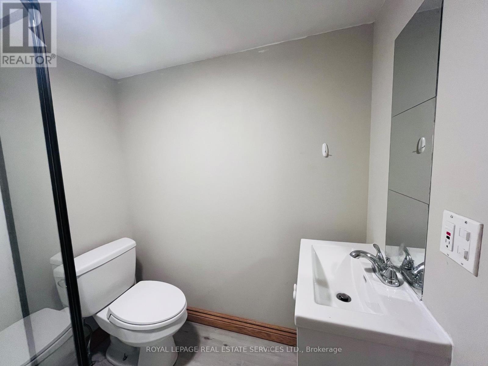 Lower - 2512 Harman Court, Mississauga (Clarkson), Ontario  L5J 1T8 - Photo 15 - W12770444