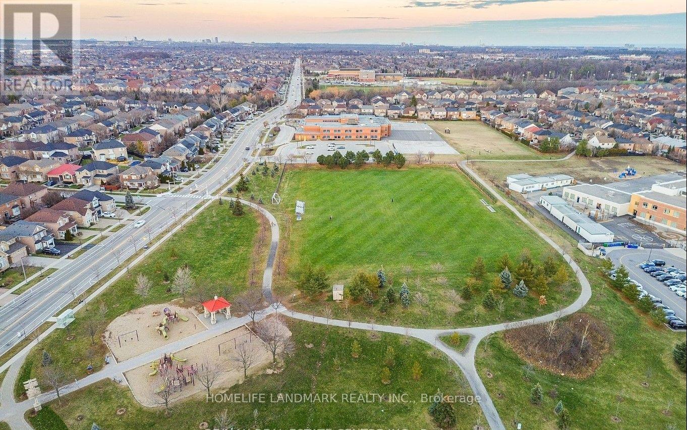 2507 Appalachain Drive, Oakville (Wm Westmount), Ontario  L6M 4S4 - Photo 33 - W12770460