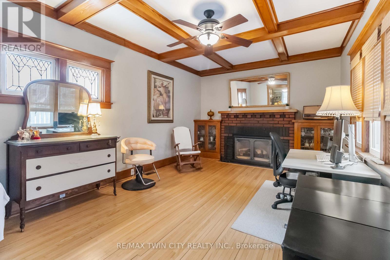 204 Brant Avenue, Brantford, Ontario  N3T 3H9 - Photo 10 - X12770432