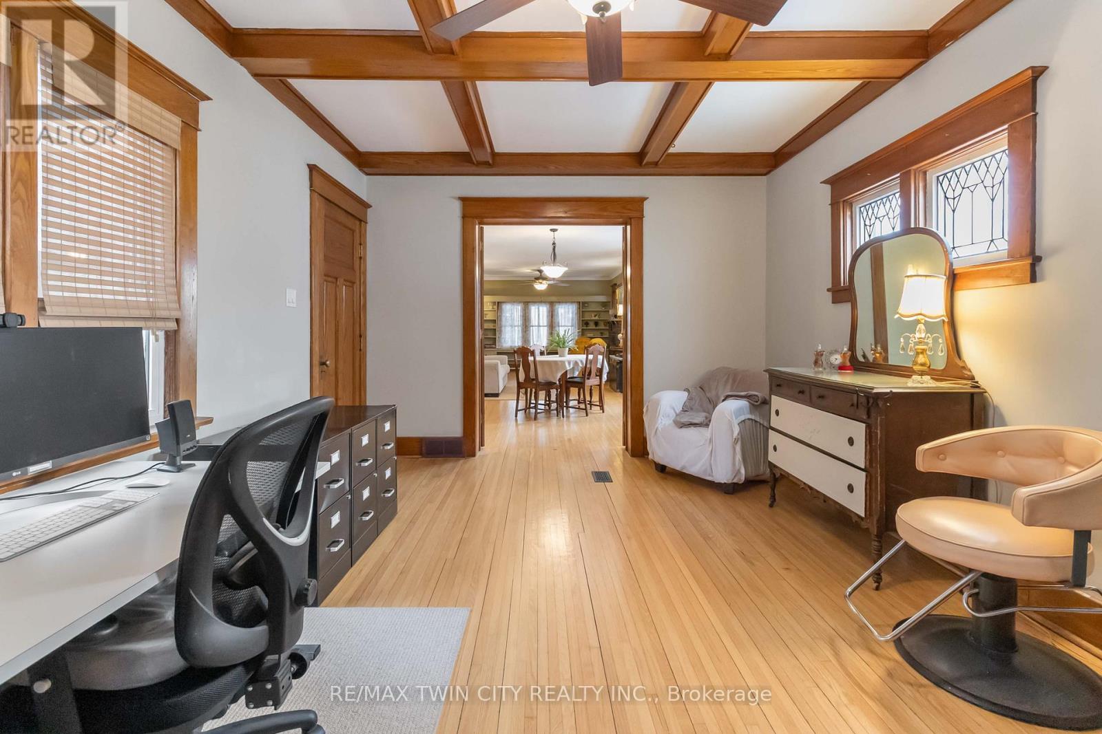 204 Brant Avenue, Brantford, Ontario  N3T 3H9 - Photo 11 - X12770432