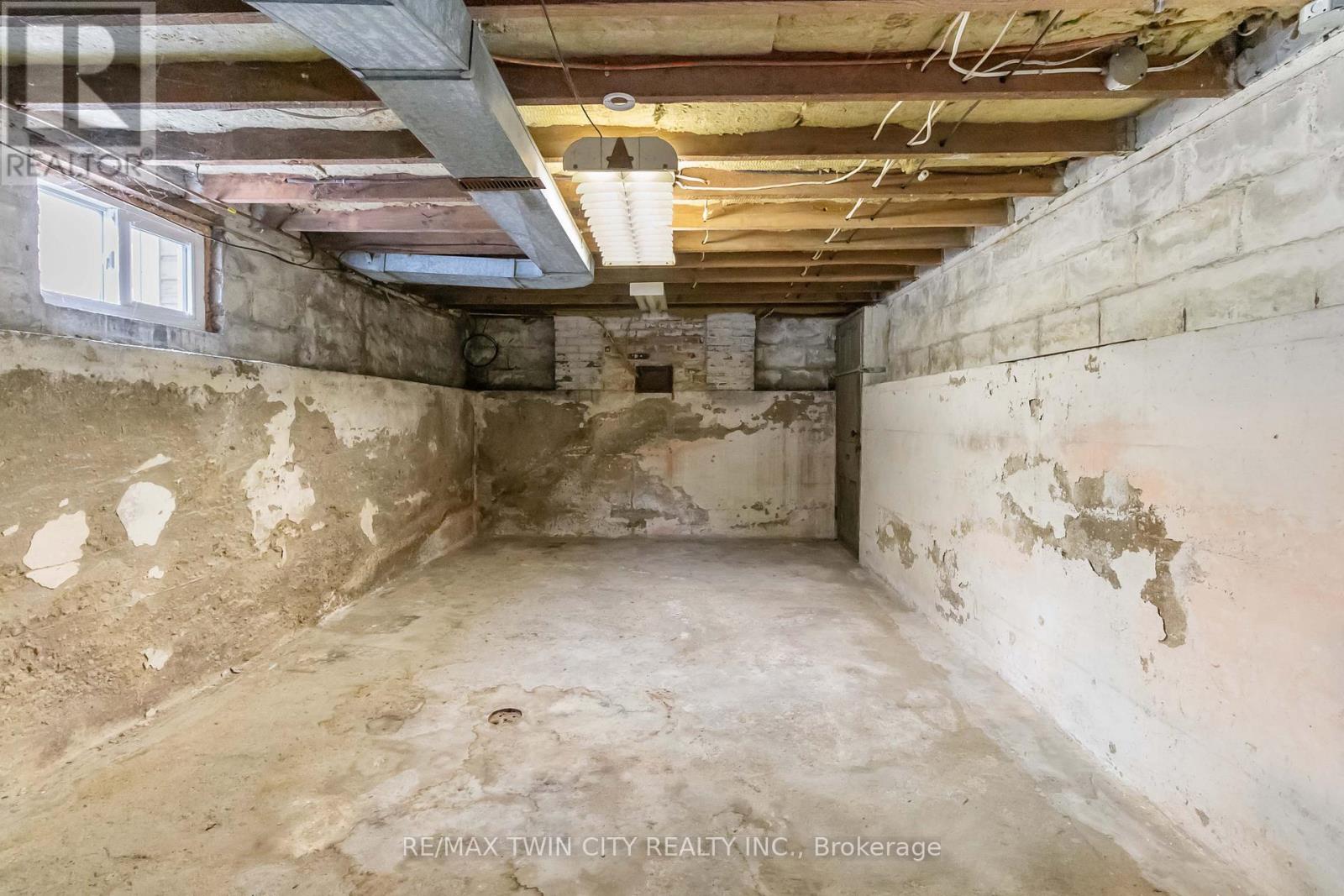 204 Brant Avenue, Brantford, Ontario  N3T 3H9 - Photo 30 - X12770432