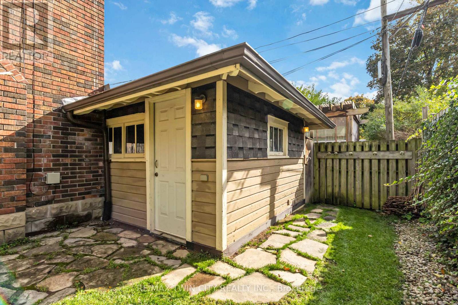 204 Brant Avenue, Brantford, Ontario  N3T 3H9 - Photo 35 - X12770432