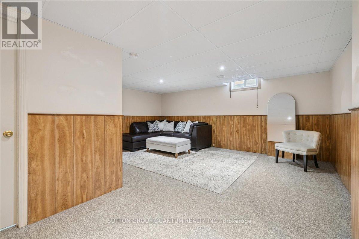 32 Capri Street, Thorold (Confederation Heights), Ontario  L2V 4S8 - Photo 36 - X12770448