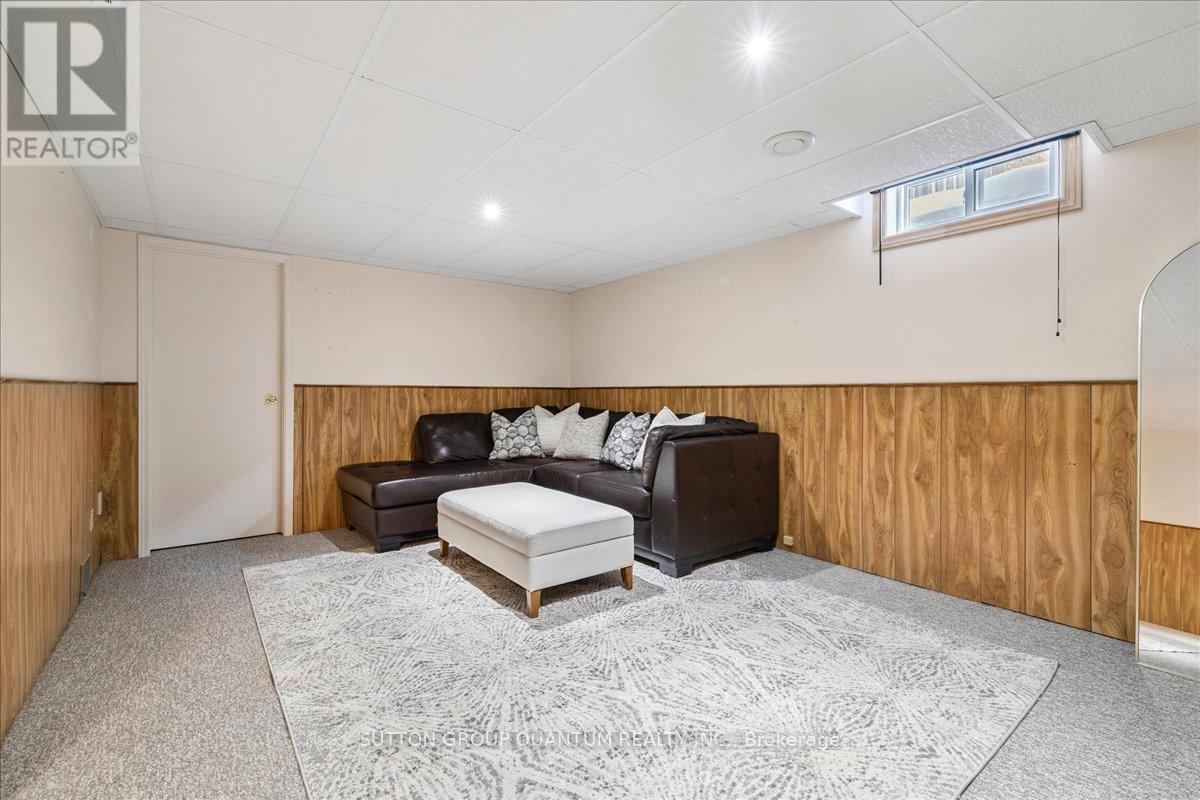 32 Capri Street, Thorold (Confederation Heights), Ontario  L2V 4S8 - Photo 37 - X12770448