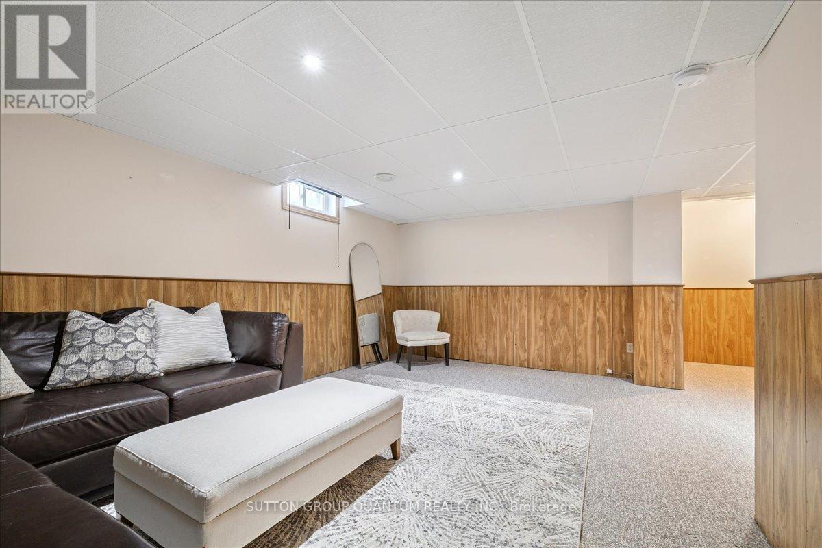 32 Capri Street, Thorold (Confederation Heights), Ontario  L2V 4S8 - Photo 38 - X12770448