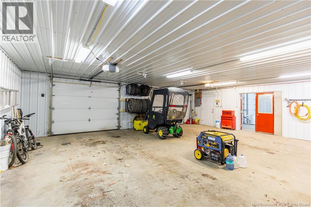 344 Route 105, Keswick Ridge, New Brunswick  E6L 1A7 - Photo 38 - NB132909