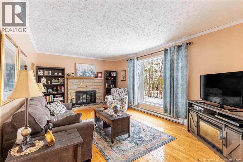 344 Route 105, Keswick Ridge, New Brunswick  E6L 1A7 - Photo 8 - NB132909