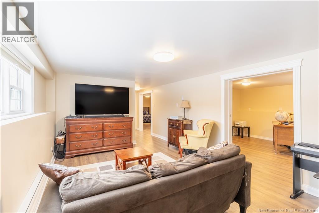 344 Route 105, Keswick Ridge, New Brunswick  E6L 1A7 - Photo 23 - NB132909