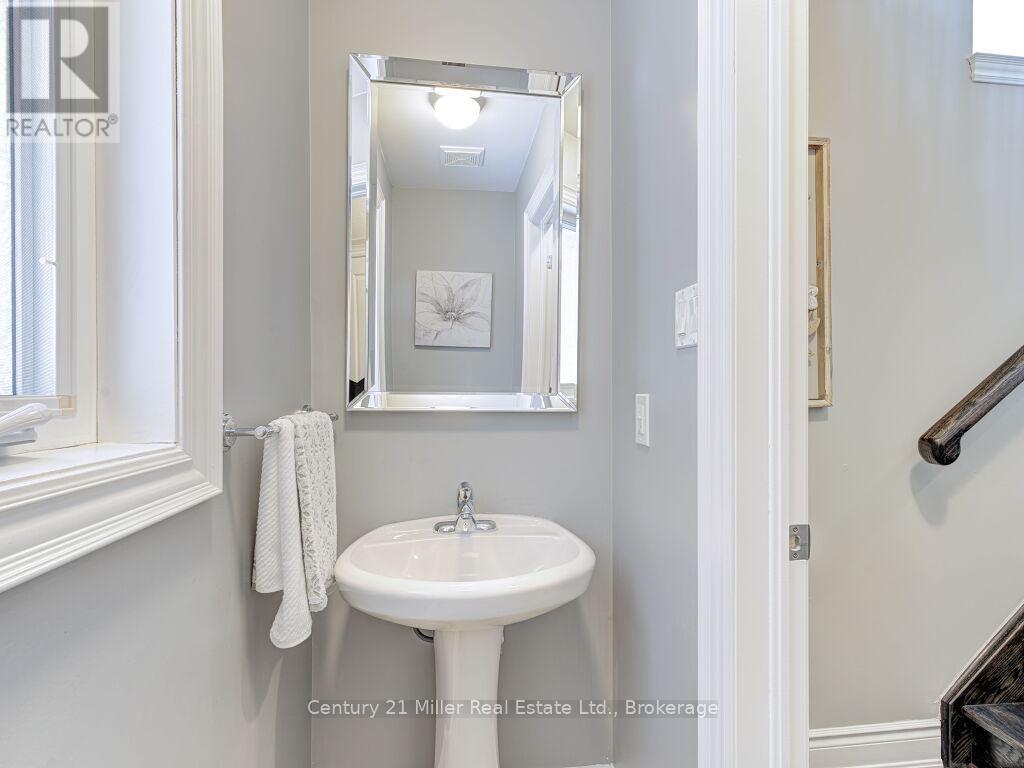 356 Nautical Boulevard, Oakville, Ontario  L6L 0C1 - Photo 18 - W12770482