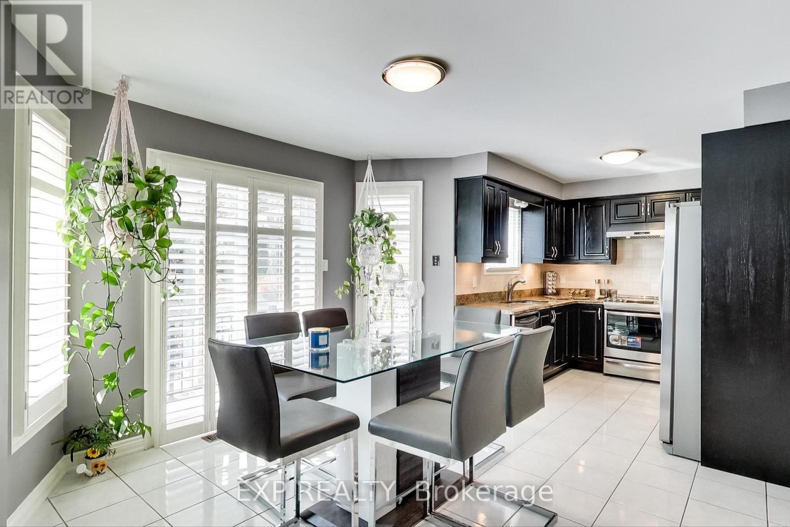 12 Highbury Drive, Hamilton, Ontario  L8J 2T3 - Photo 9 - X12770488