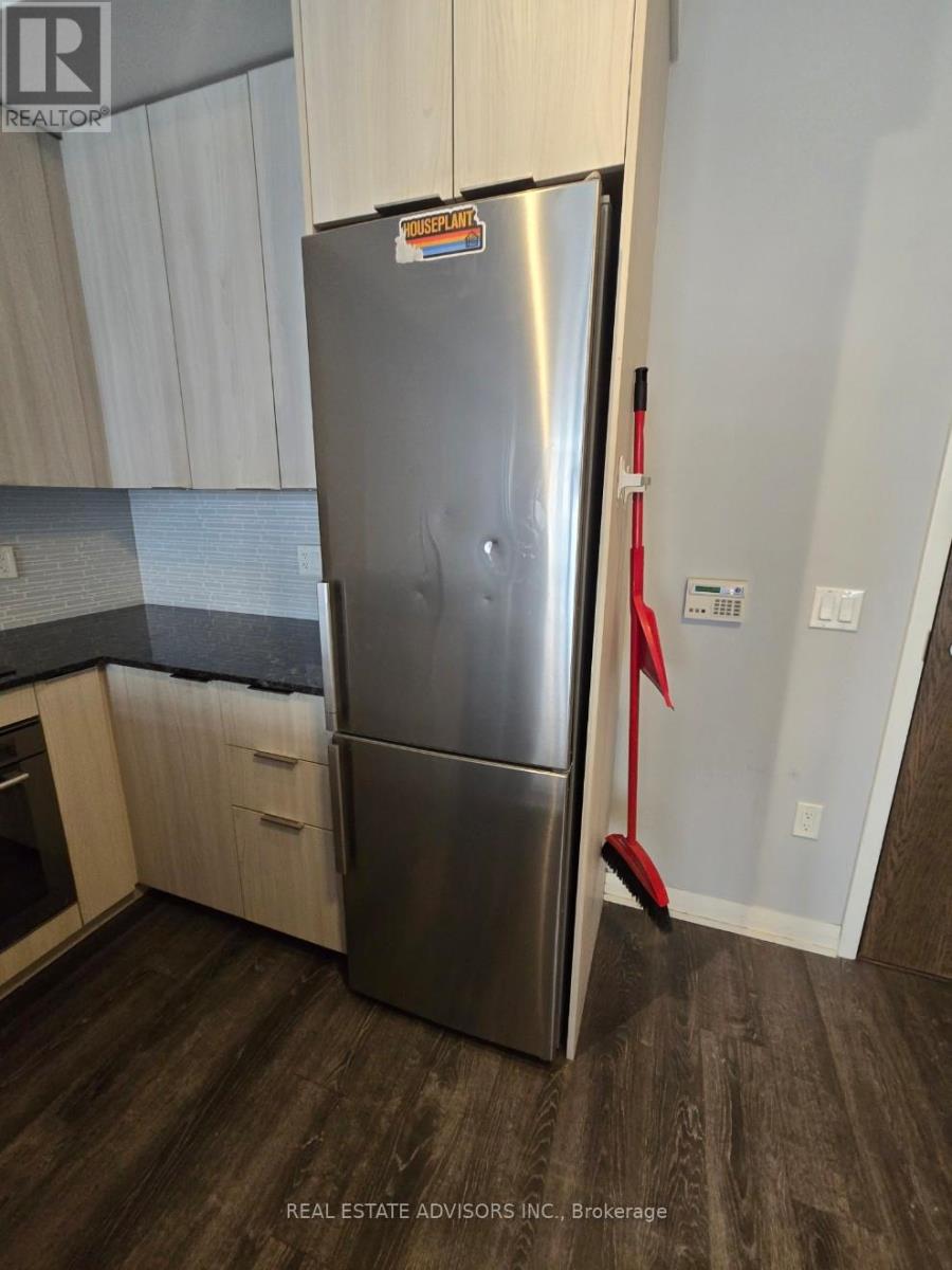 222 - 99 Eagle Rock Way, Vaughan, Ontario  L6A 5A7 - Photo 3 - N12762920