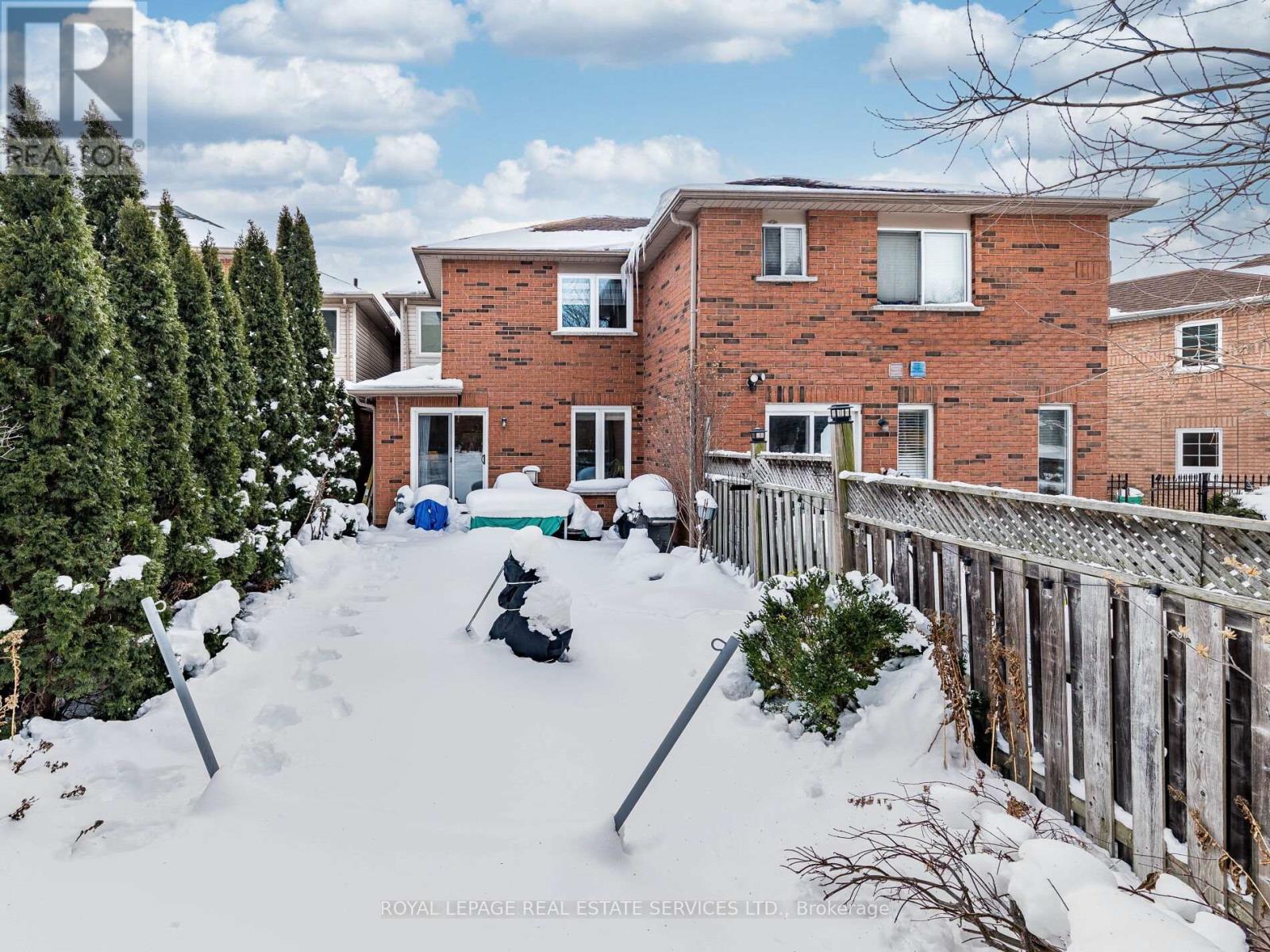 31 Berkindale Court, Brampton, Ontario  L6Y 5G1 - Photo 30 - W12752790