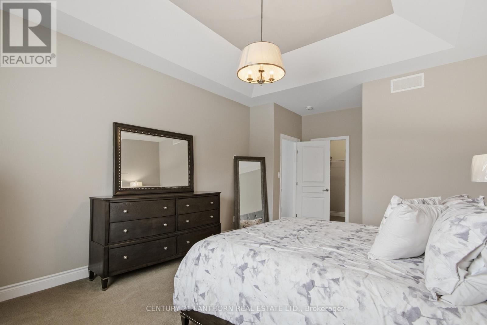 2 Stonecrest Boulevard, Quinte West (Sidney Ward), Ontario  K8R 0A2 - Photo 16 - X12770504