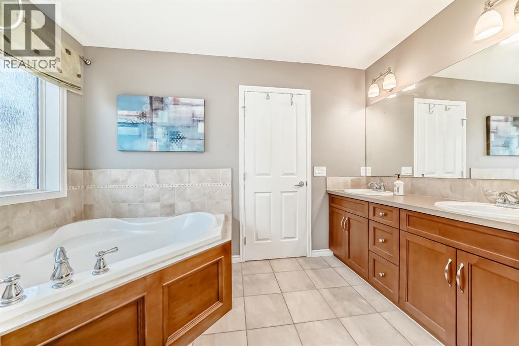 108 Seagreen Lane, Chestermere, Alberta  T1X 0E8 - Photo 22 - A2279964