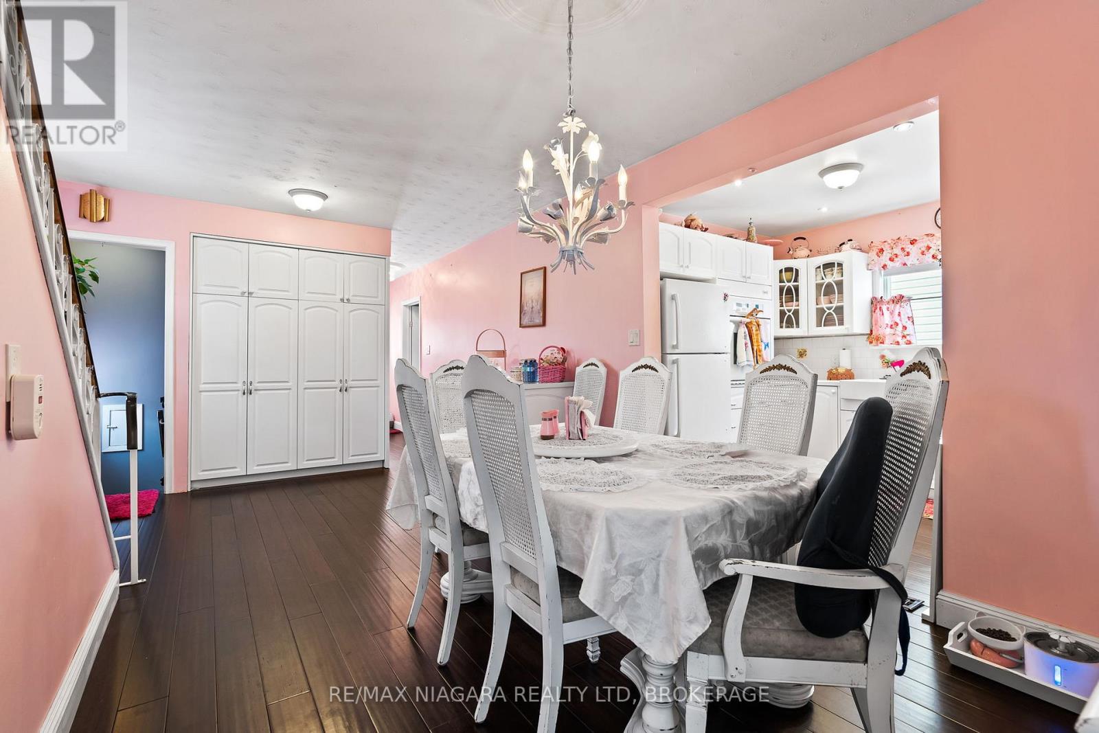 11 Cleveland Street, Thorold (Thorold Downtown), Ontario  L2V 3K3 - Photo 11 - X12770514