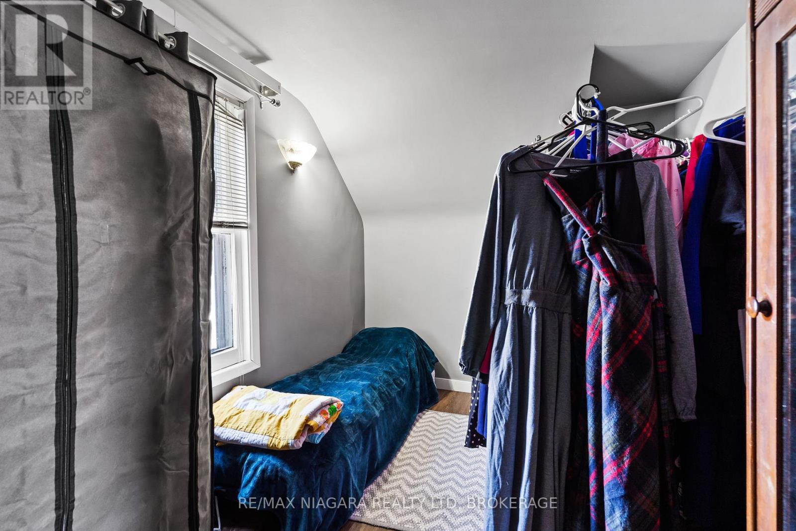 11 Cleveland Street, Thorold (Thorold Downtown), Ontario  L2V 3K3 - Photo 12 - X12770514