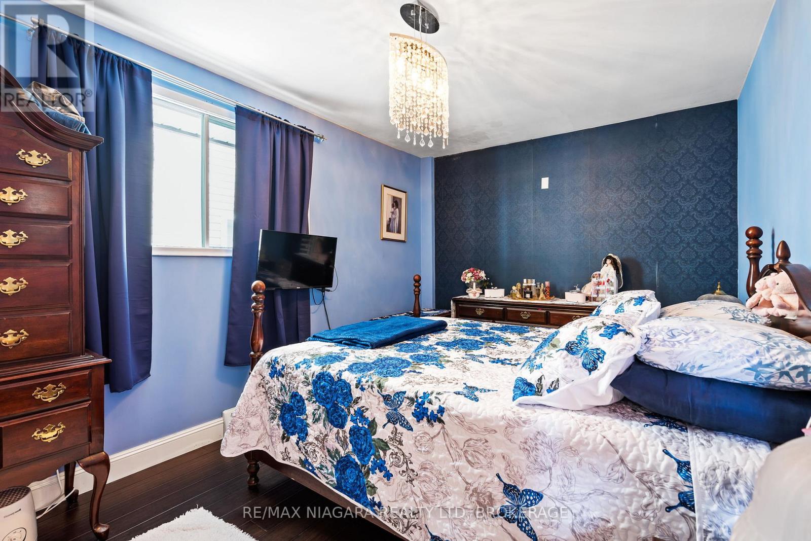 11 Cleveland Street, Thorold (Thorold Downtown), Ontario  L2V 3K3 - Photo 15 - X12770514