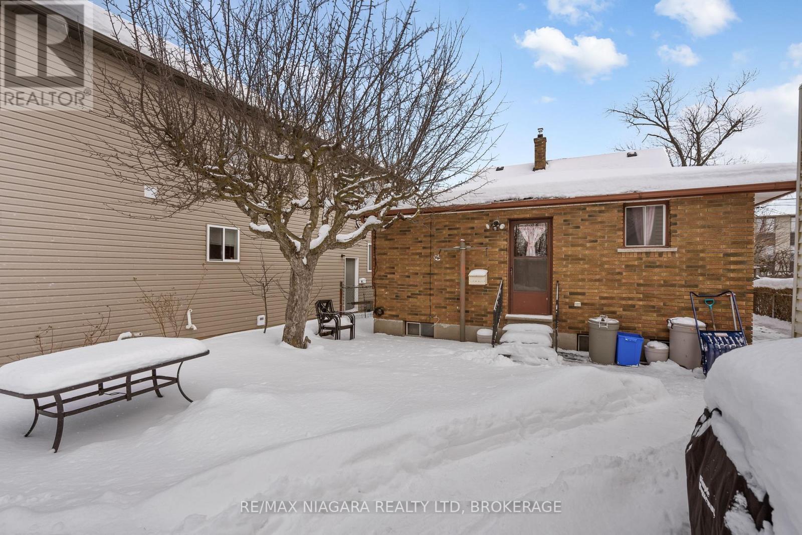 11 Cleveland Street, Thorold (Thorold Downtown), Ontario  L2V 3K3 - Photo 25 - X12770514