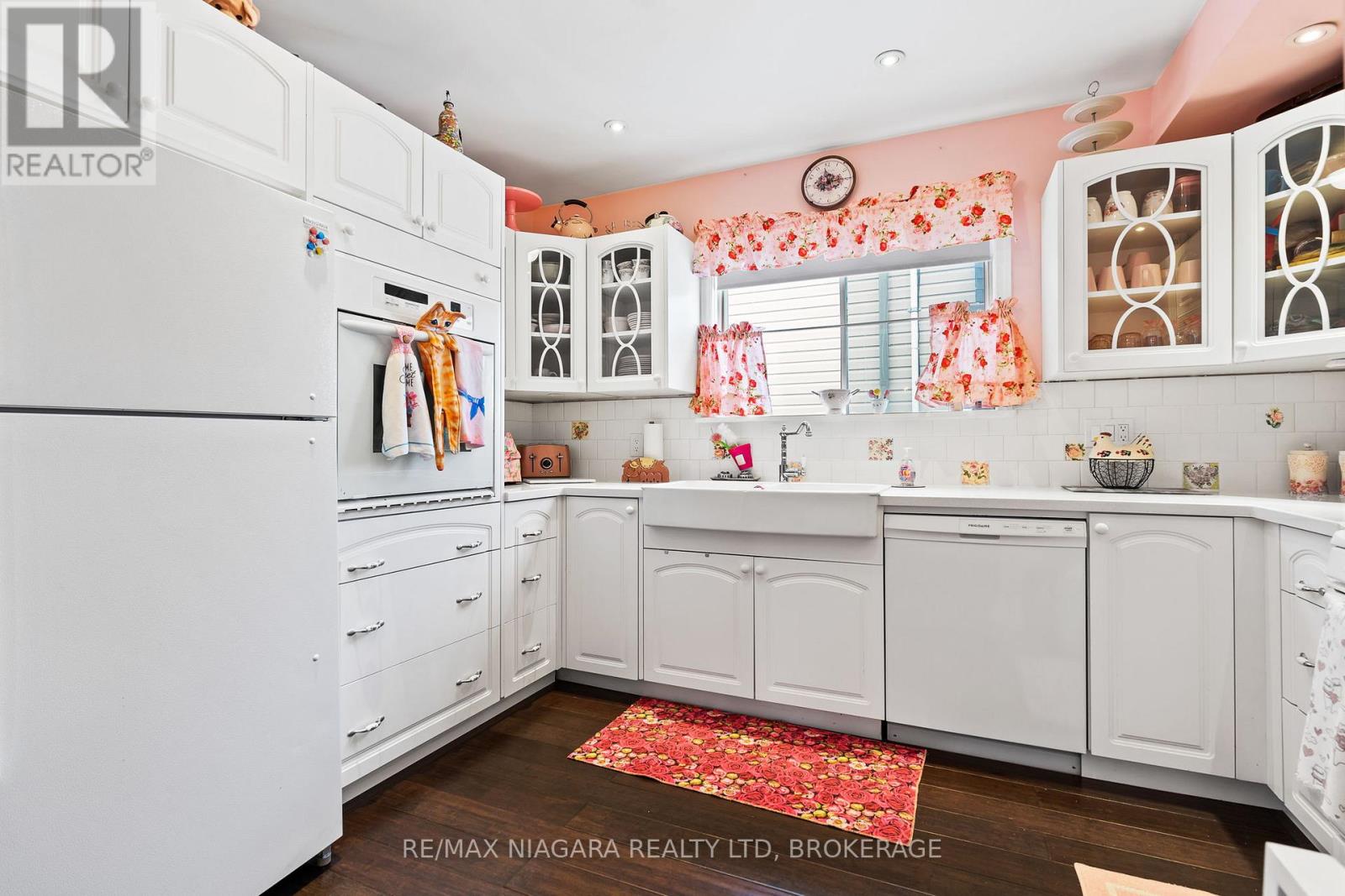 11 Cleveland Street, Thorold (Thorold Downtown), Ontario  L2V 3K3 - Photo 9 - X12770514