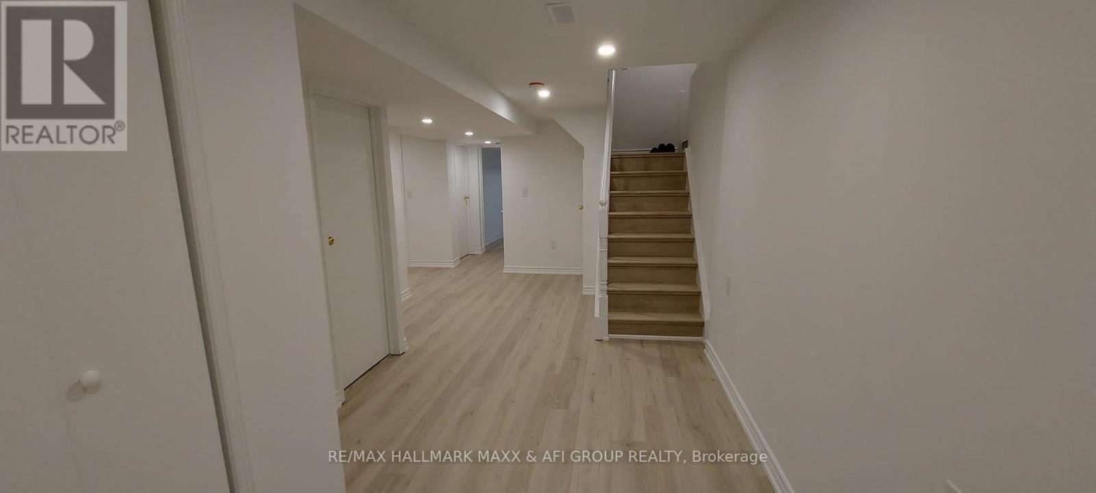 Lower - 568 Brownridge Drive, Vaughan, Ontario  L4J 6B5 - Photo 5 - N12770290