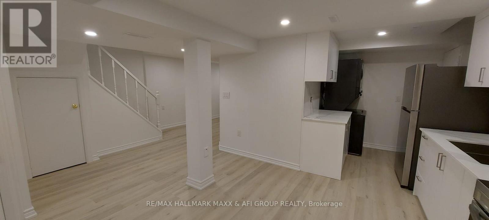 Lower - 568 Brownridge Drive, Vaughan, Ontario  L4J 6B5 - Photo 8 - N12770290