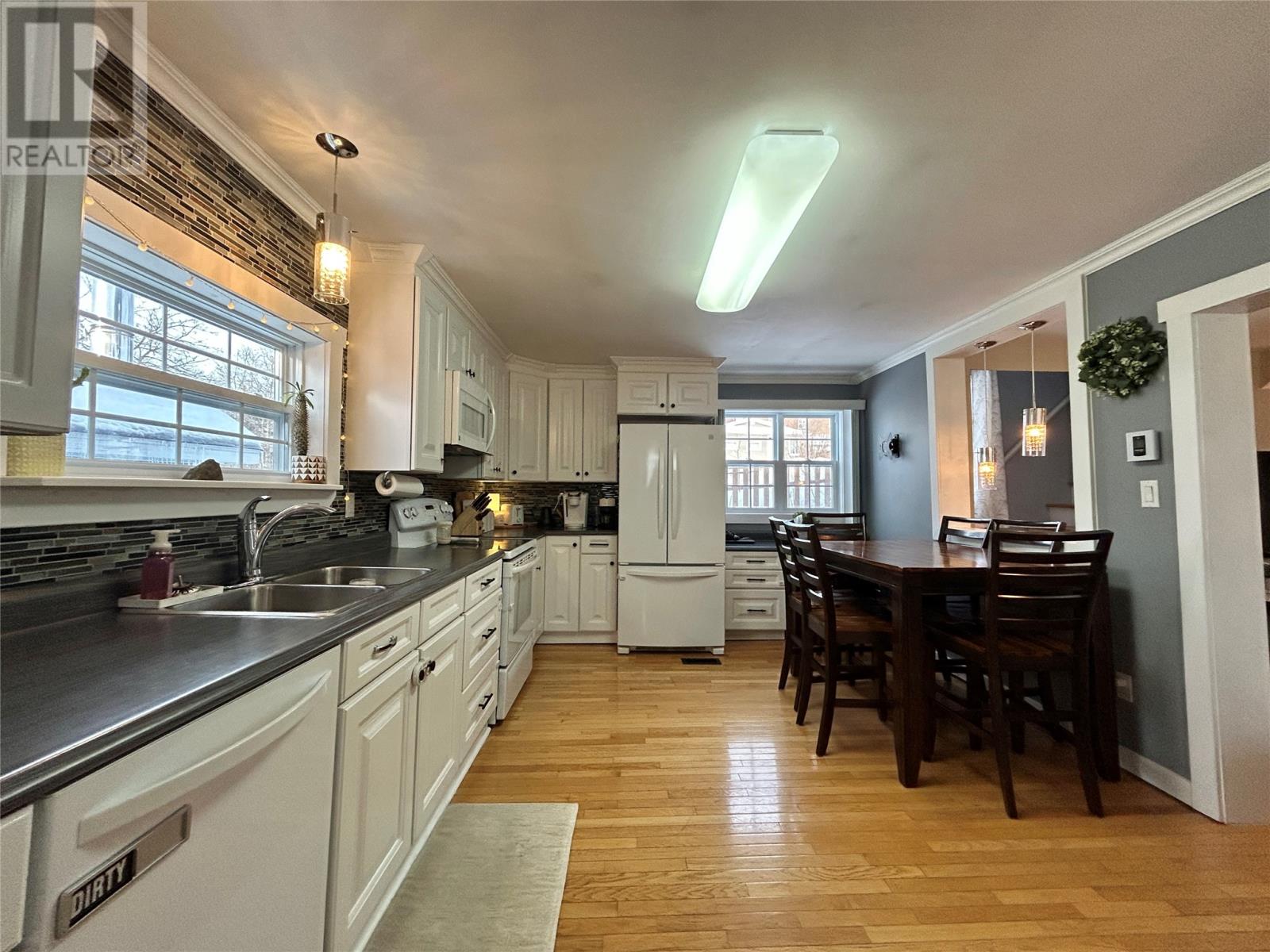 40 Coronation Street, Grand Falls-Windsor, Newfoundland & Labrador  A2B 1E2 - Photo 3 - 1294398