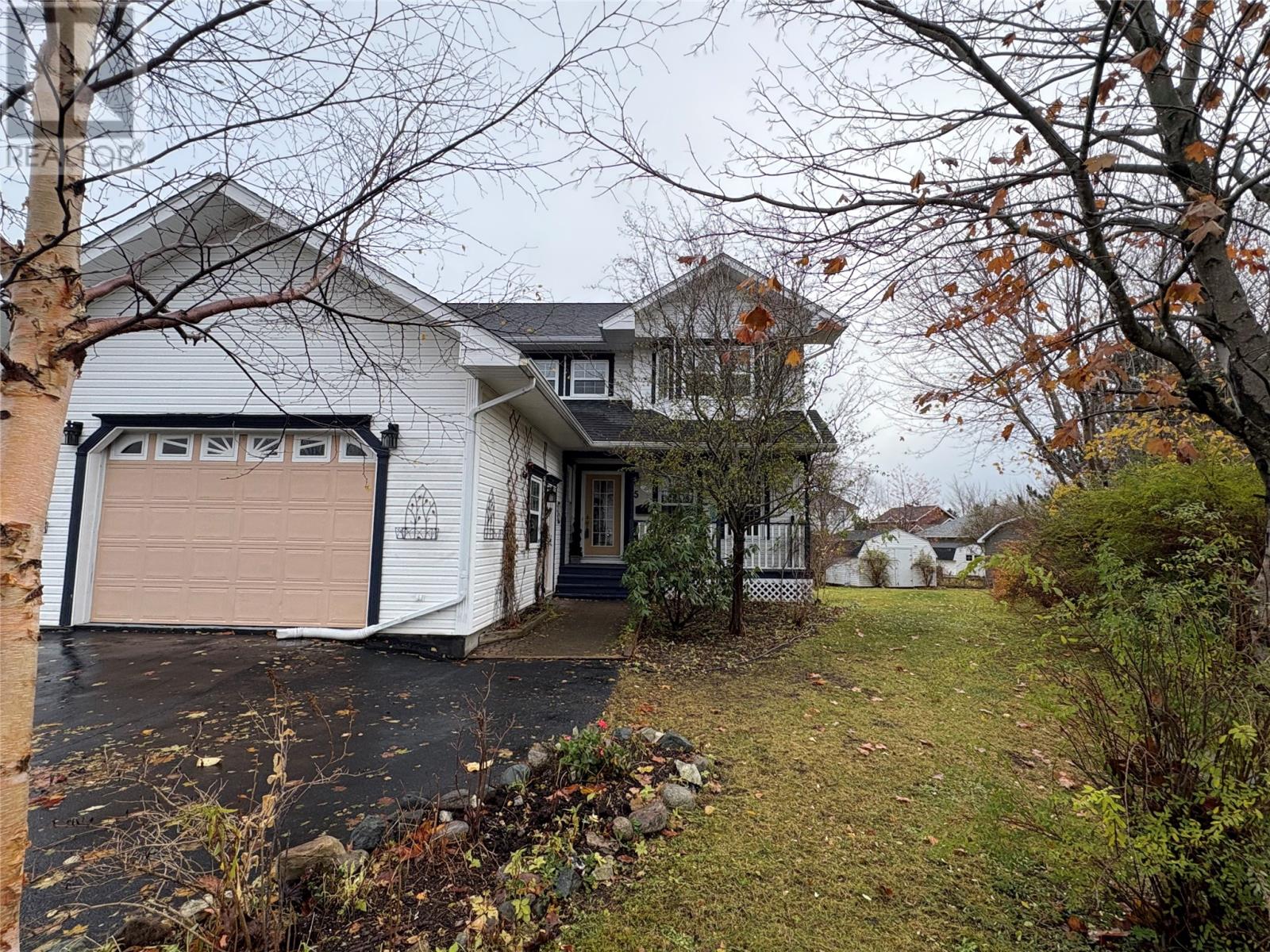 5 Stacey Crescent, Stephenville, Newfoundland & Labrador  A2N 3R6 - Photo 3 - 1292412