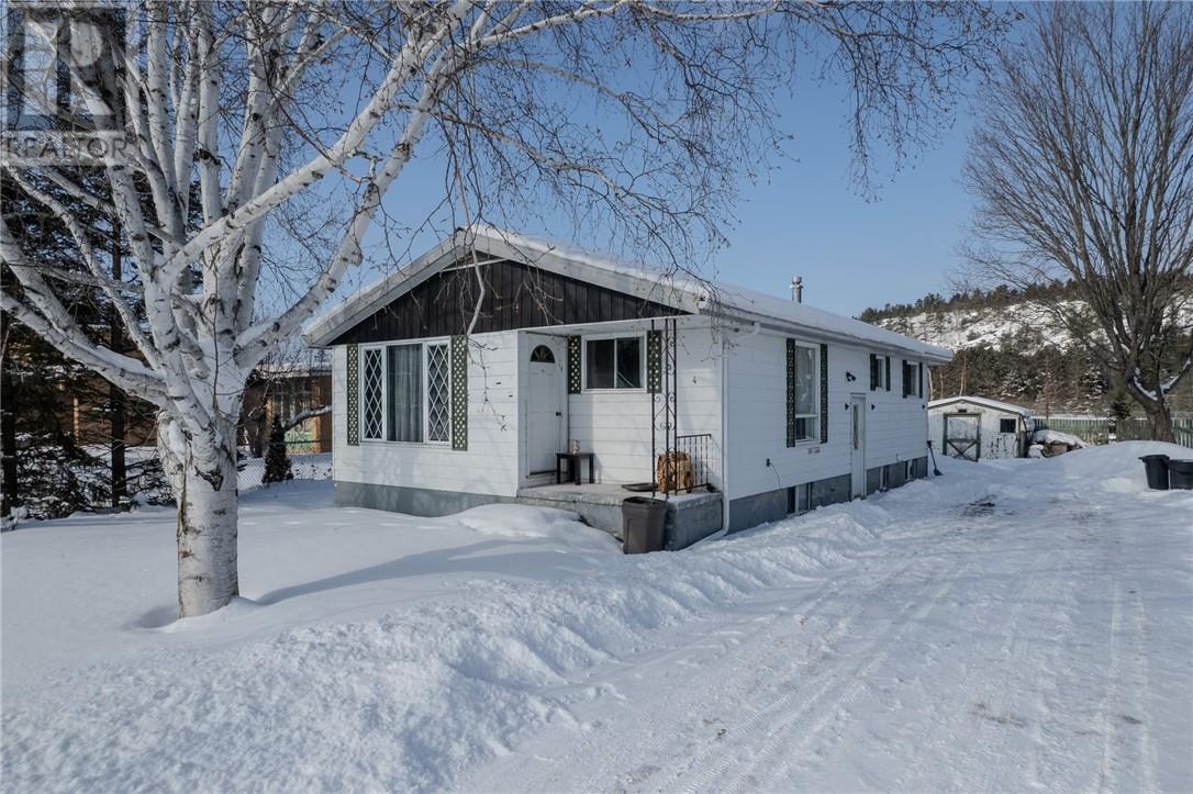 4 Minto Street, webbwood, Ontario